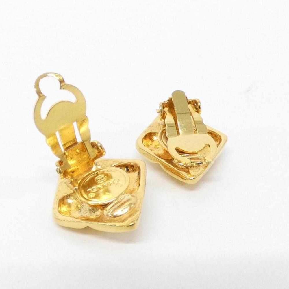 CHANEL White Earrings - Picture 6 of 6
